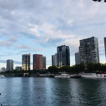 Une Nuit Près De La Tour Eiffel Appartement
